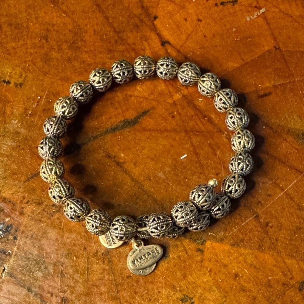 Antiqued Gold Beaded Bracelet (3)